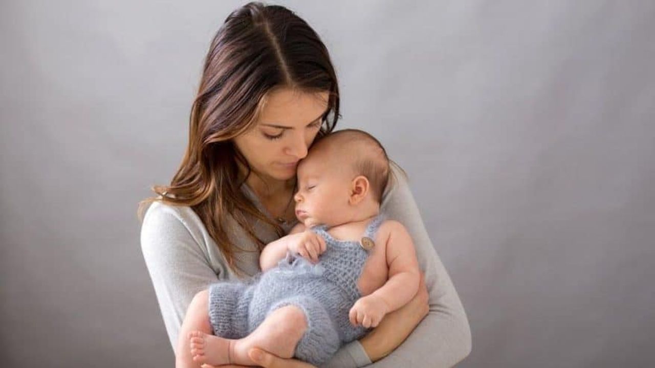 Doğum Yapacak Devlet Memurlarının Annelik İzni İle İlgili Yeni Güncelleme